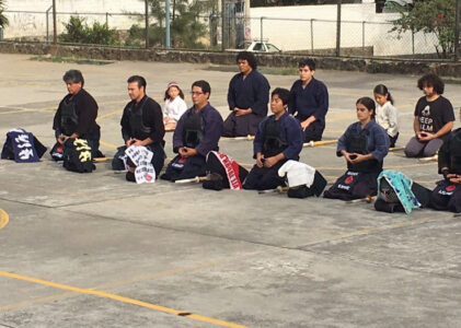 Exhibición de Kendo para Familares y Amigos – Rifa de la Amistad 2015